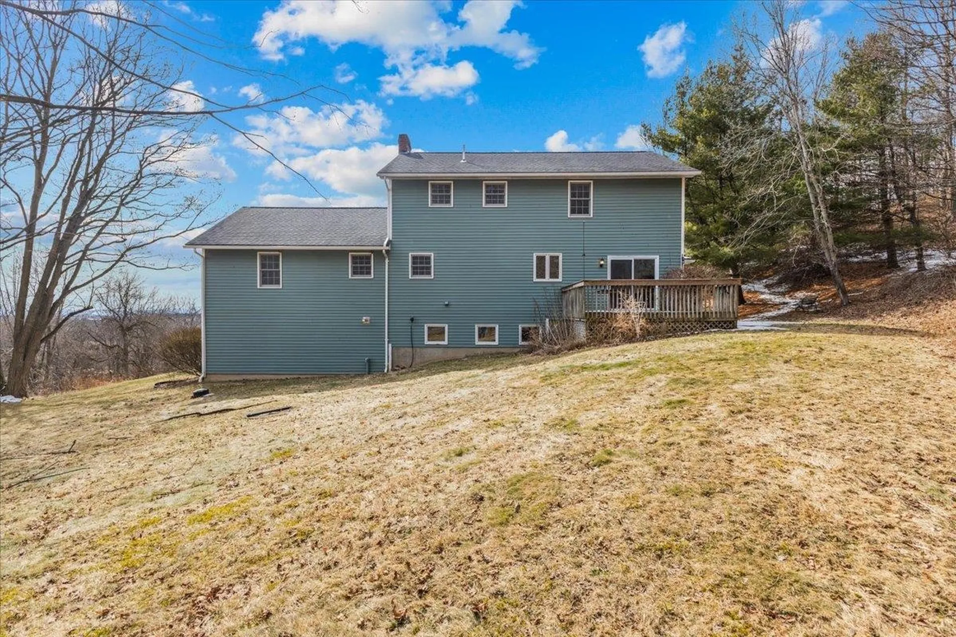 76 Red Tail Lane Charlotte VT 05445