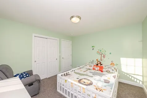 16 Pond Road Raymond NH 03077