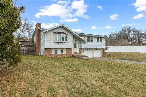 92 Dunlop Way Colchester VT 05446