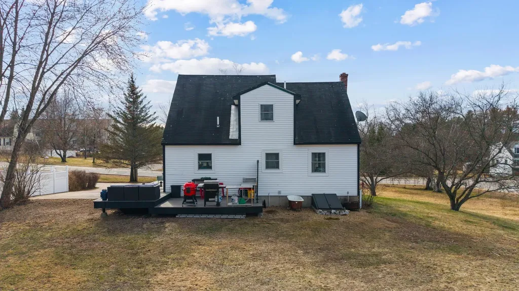 6 Donna Drive Pembroke NH 03275