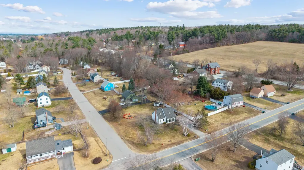 6 Donna Drive Pembroke NH 03275