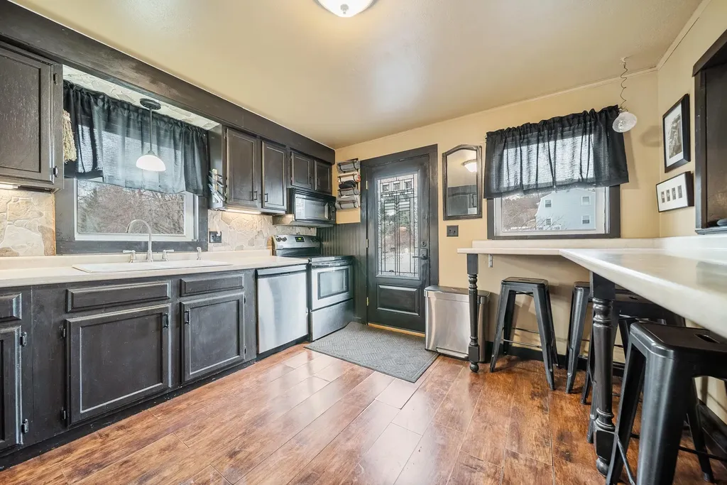 6 Donna Drive Pembroke NH 03275