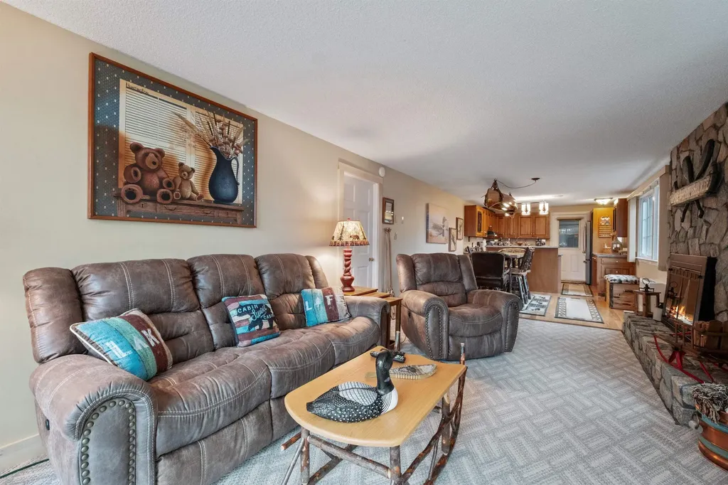 38 Lake Shore Drive Moultonborough NH 03254