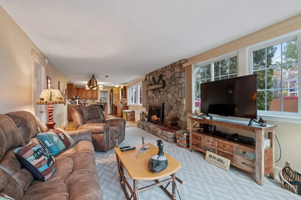 38 Lake Shore Drive Moultonborough NH 03254