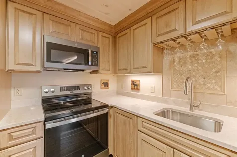 38 Lake Shore Drive Moultonborough NH 03254