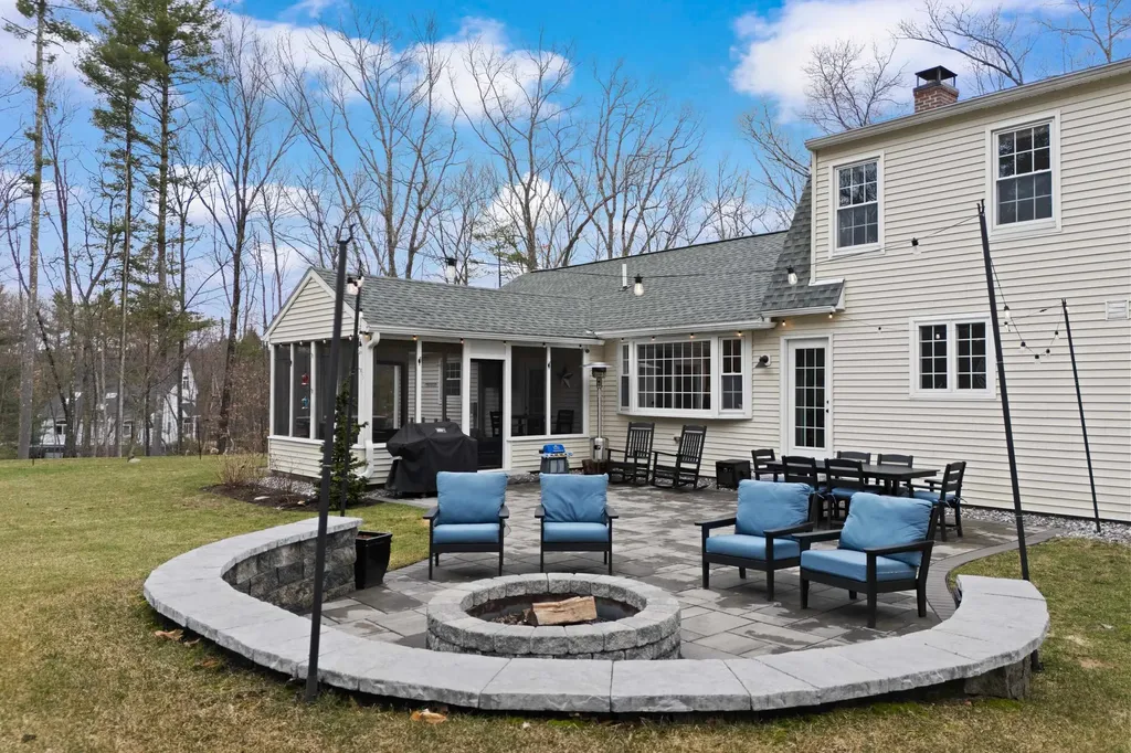 66 Horizon Drive Bedford NH 03110