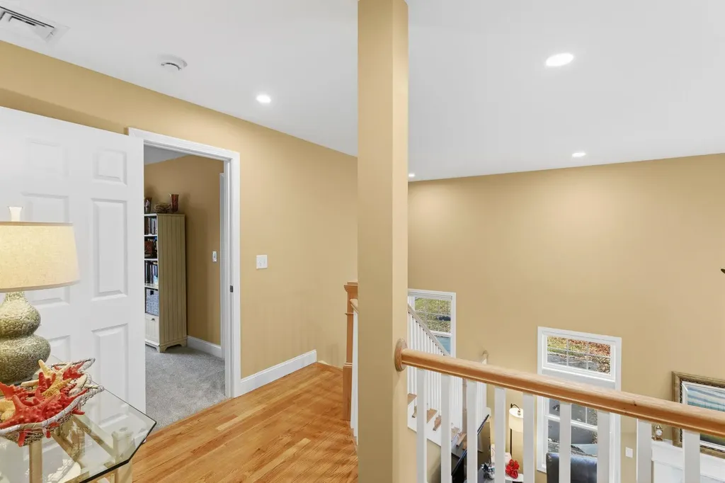 33 Sable Way Manchester NH 03102