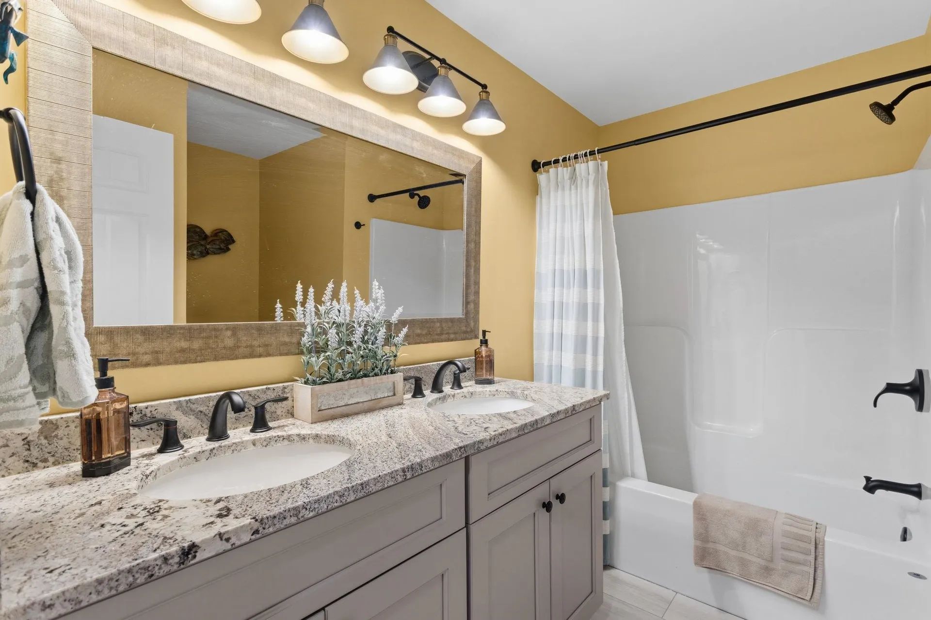 33 Sable Way Manchester NH 03102