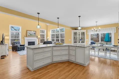 33 Sable Way Manchester NH 03102