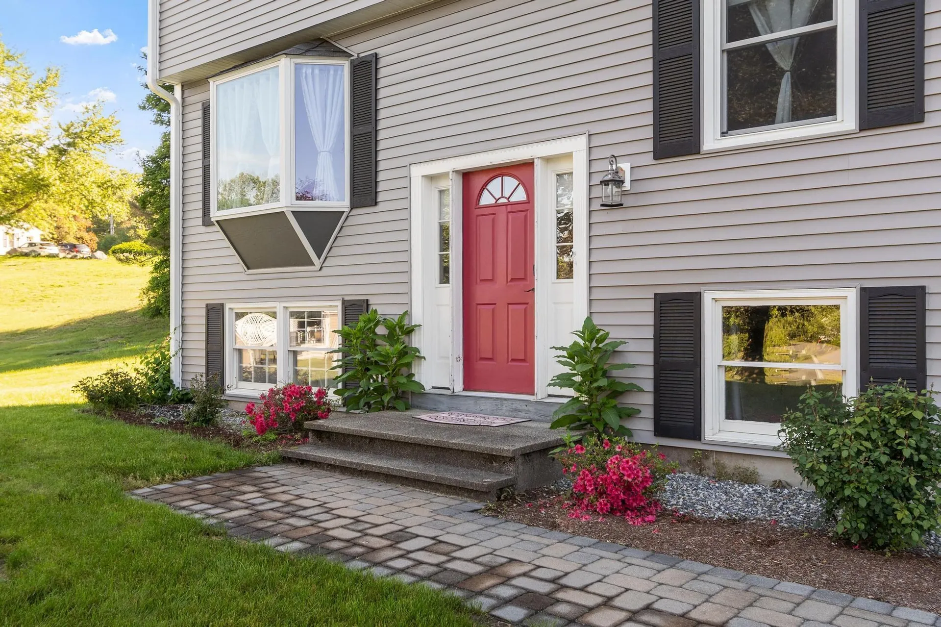 25 Riverview Circle Litchfield NH 03052