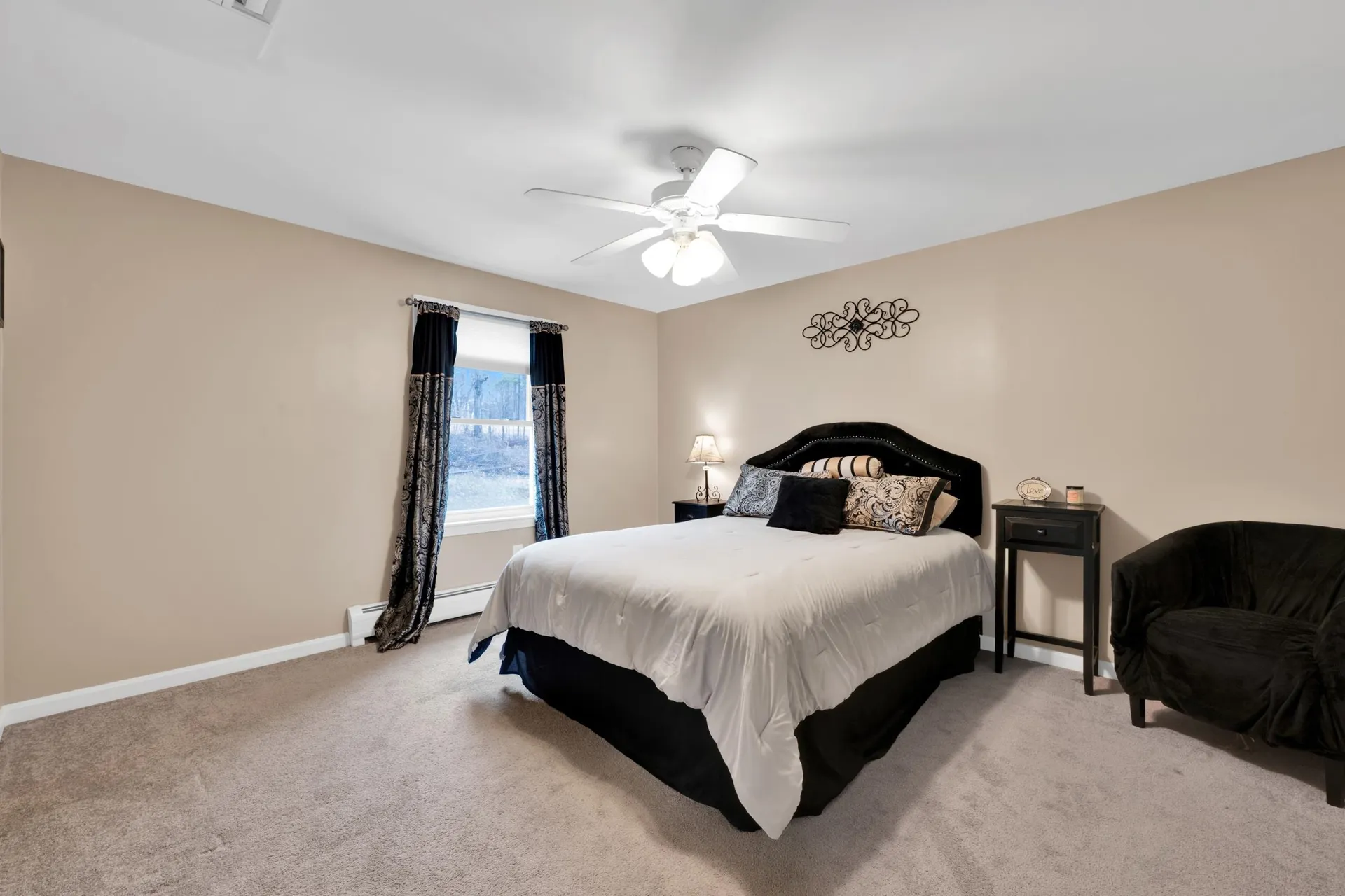 25 Riverview Circle Litchfield NH 03052
