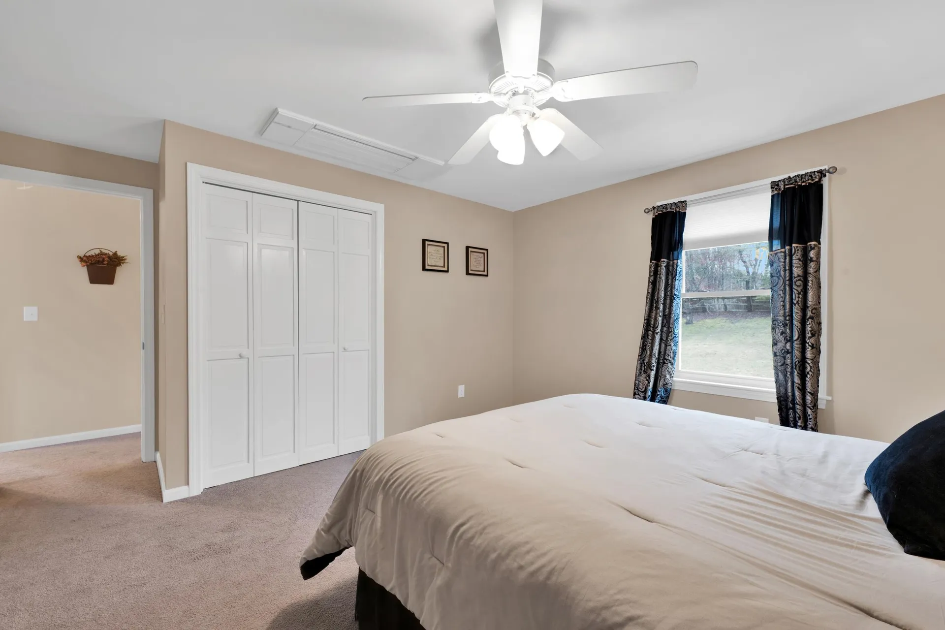 25 Riverview Circle Litchfield NH 03052