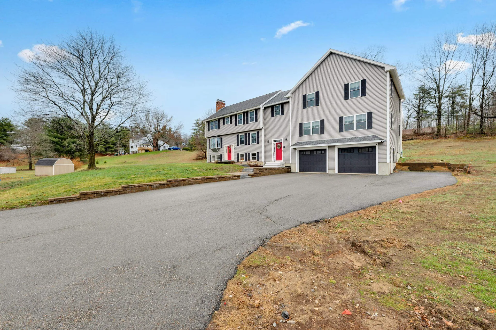 25 Riverview Circle Litchfield NH 03052