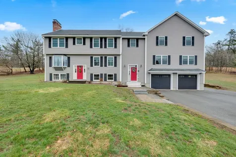 25 Riverview Circle Litchfield NH 03052