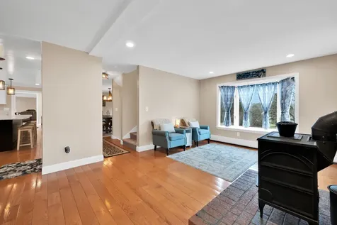 25 Riverview Circle Litchfield NH 03052