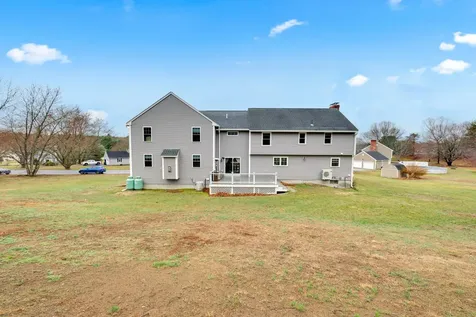 25 Riverview Circle Litchfield NH 03052