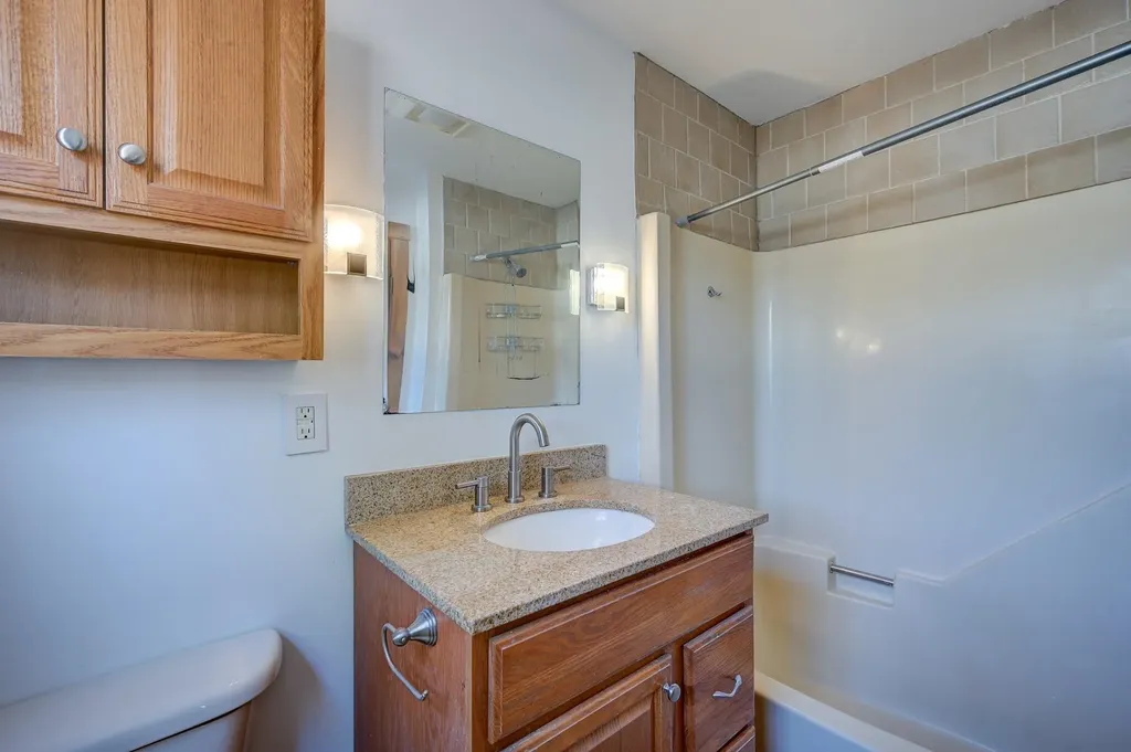 99 Pine Street Conway NH 03860