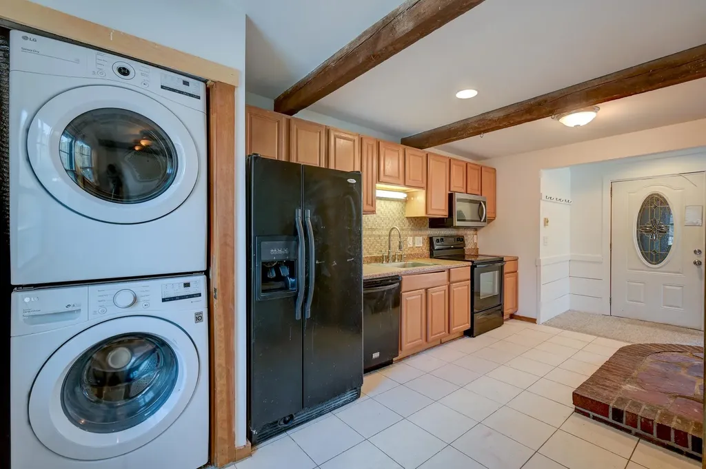 99 Pine Street Conway NH 03860