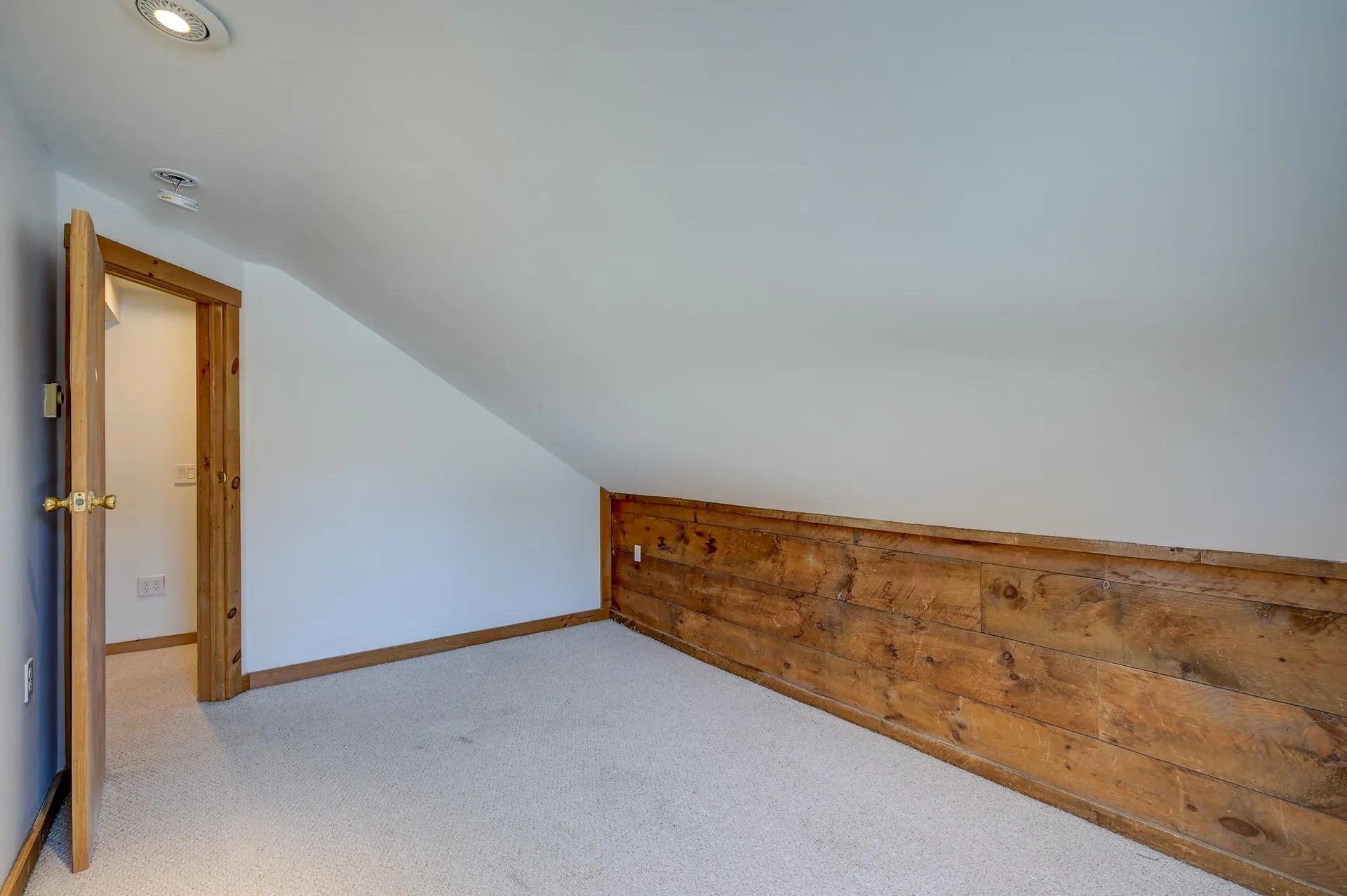 99 Pine Street Conway NH 03860