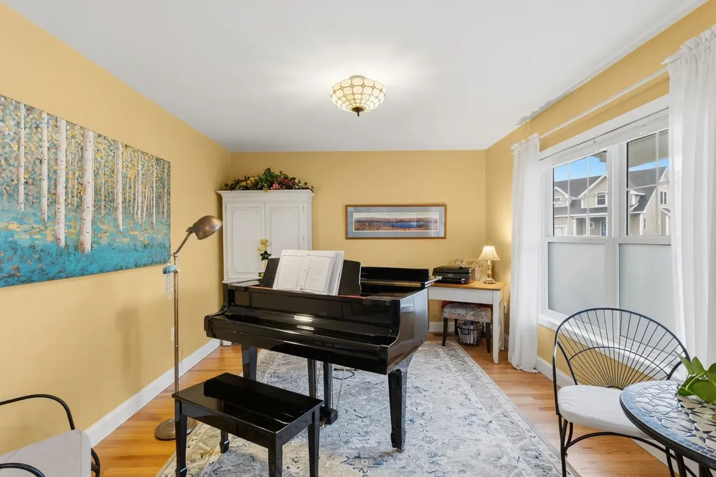 33 Sable Way Manchester NH 03102