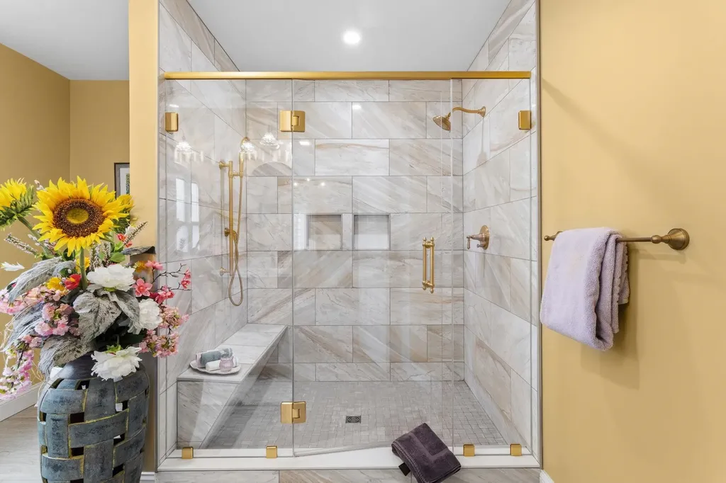 33 Sable Way Manchester NH 03102