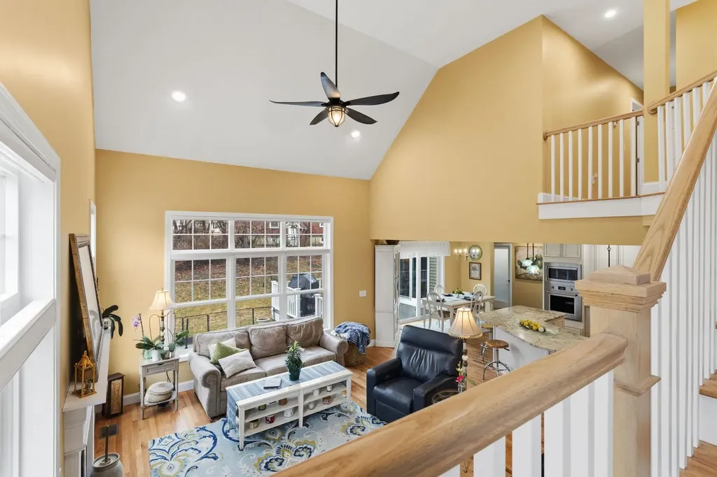 33 Sable Way Manchester NH 03102