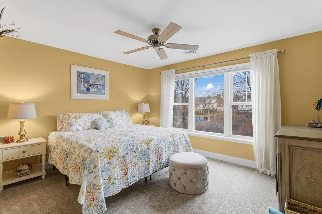 33 Sable Way Manchester NH 03102