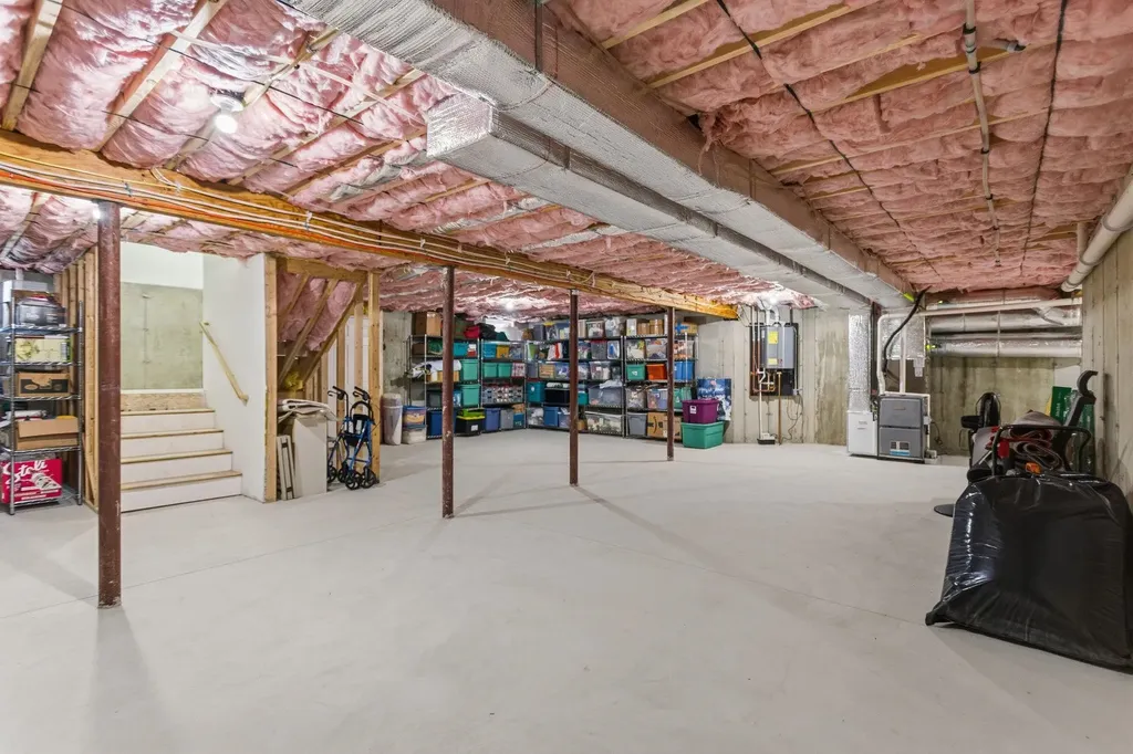 33 Sable Way Manchester NH 03102