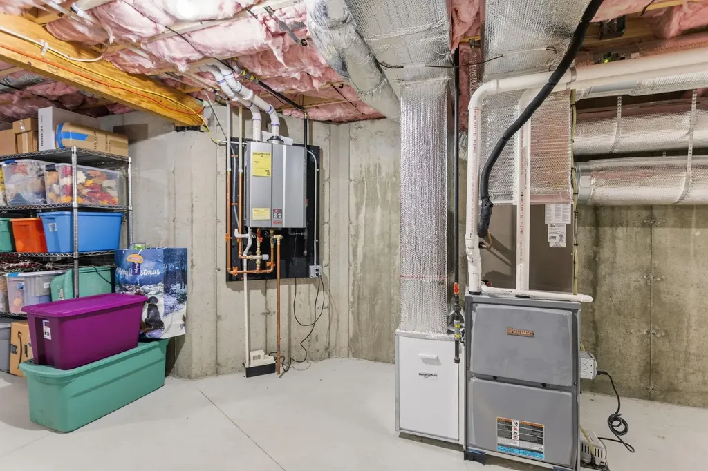 33 Sable Way Manchester NH 03102