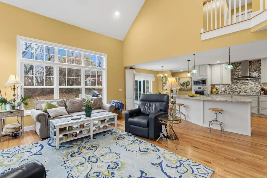 33 Sable Way Manchester NH 03102