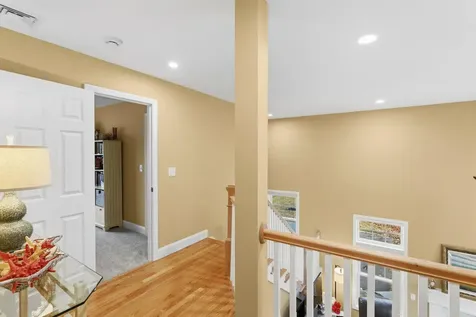 33 Sable Way Manchester NH 03102