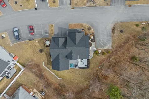 33 Sable Way Manchester NH 03102
