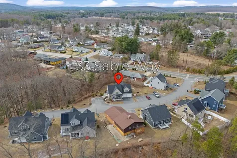 33 Sable Way Manchester NH 03102