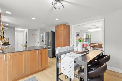 3 Kendall Pond Road Derry NH 03038