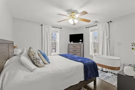 3 Kendall Pond Road Derry NH 03038