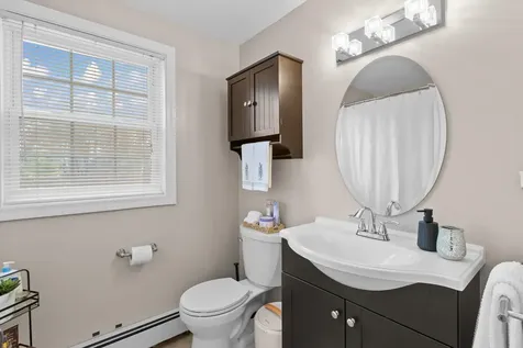 3 Kendall Pond Road Derry NH 03038