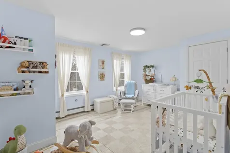 3 Kendall Pond Road Derry NH 03038