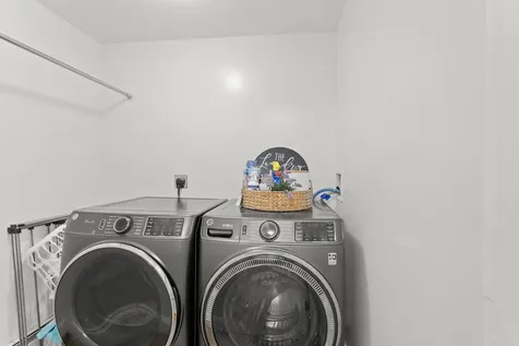 3 Kendall Pond Road Derry NH 03038