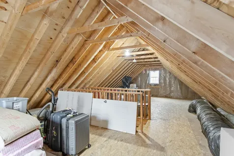 3 Kendall Pond Road Derry NH 03038