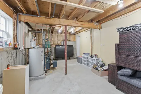 3 Kendall Pond Road Derry NH 03038