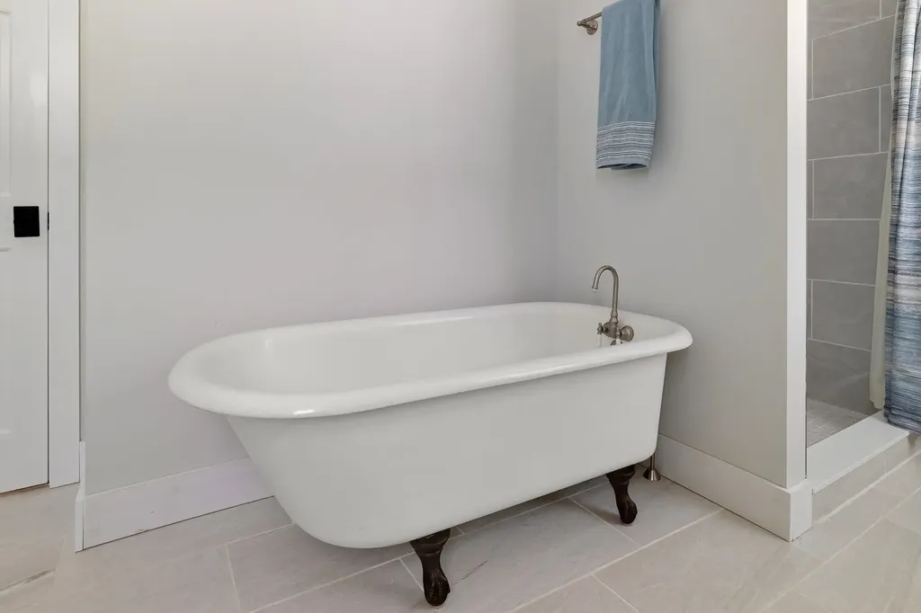549 Loomis Hill Road Waterbury VT 05677