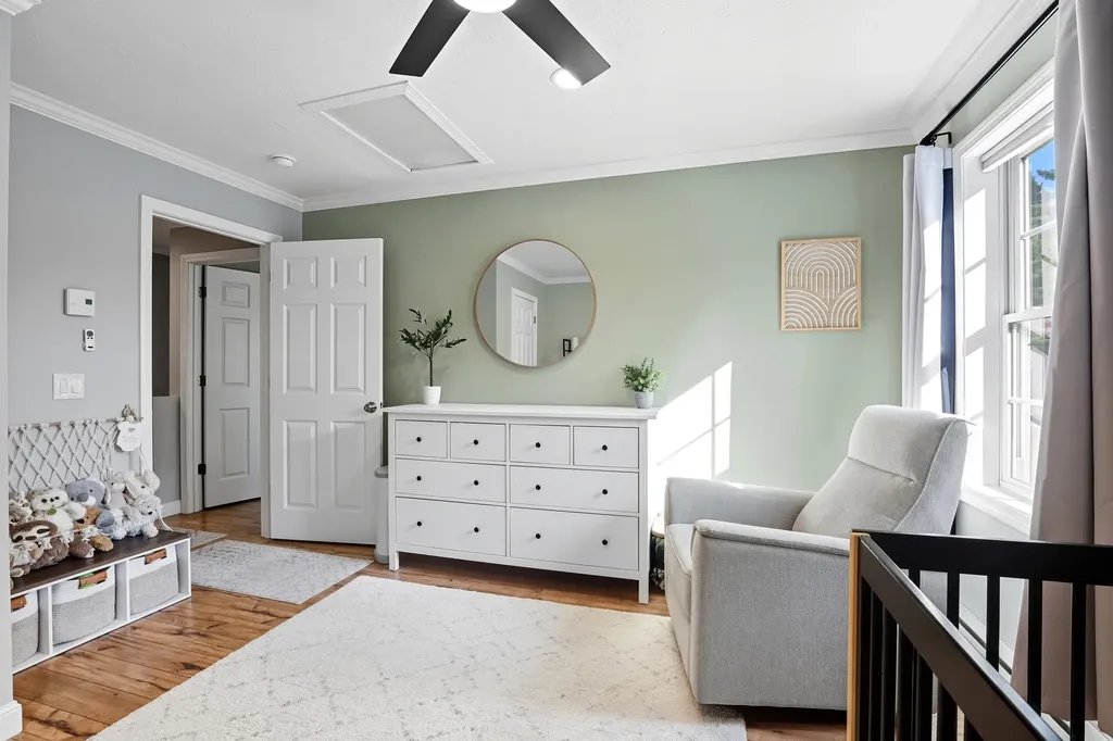 13 Juanita Avenue Raymond NH 03077
