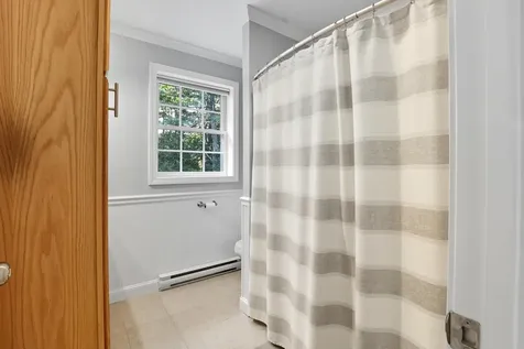 13 Juanita Avenue Raymond NH 03077