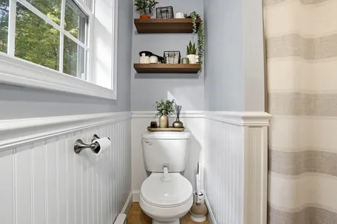 13 Juanita Avenue Raymond NH 03077