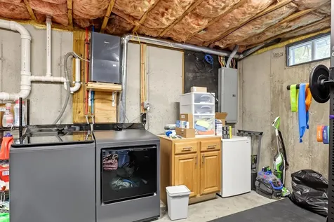 13 Juanita Avenue Raymond NH 03077