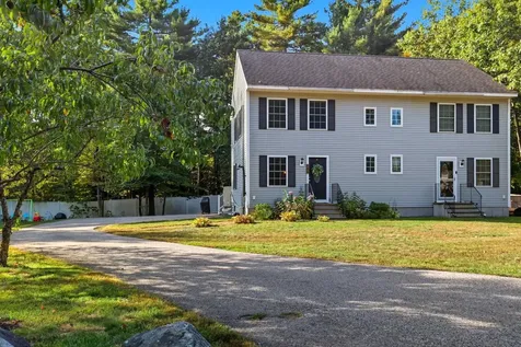 13 Juanita Avenue Raymond NH 03077