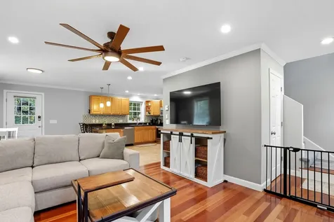 13 Juanita Avenue Raymond NH 03077