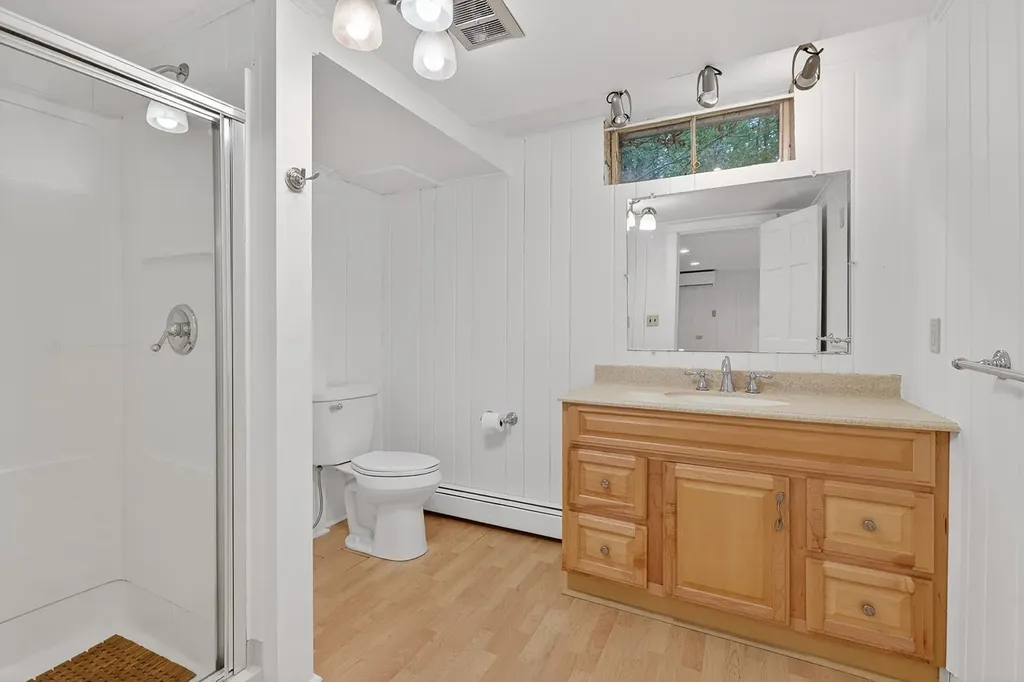 9 Wyeth Road Hanover NH 03755