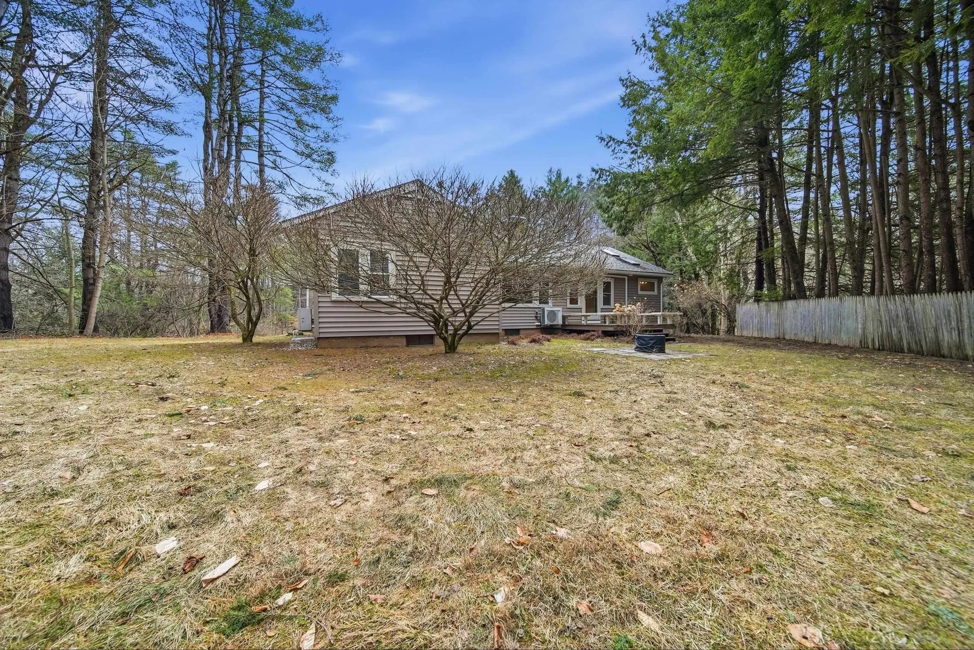 9 Wyeth Road Hanover NH 03755