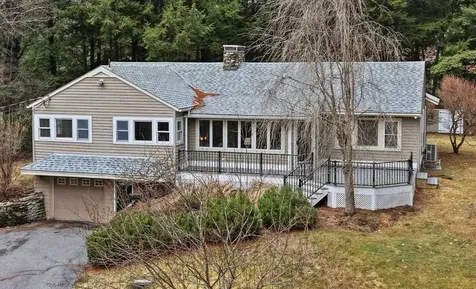 9 Wyeth Road Hanover NH 03755